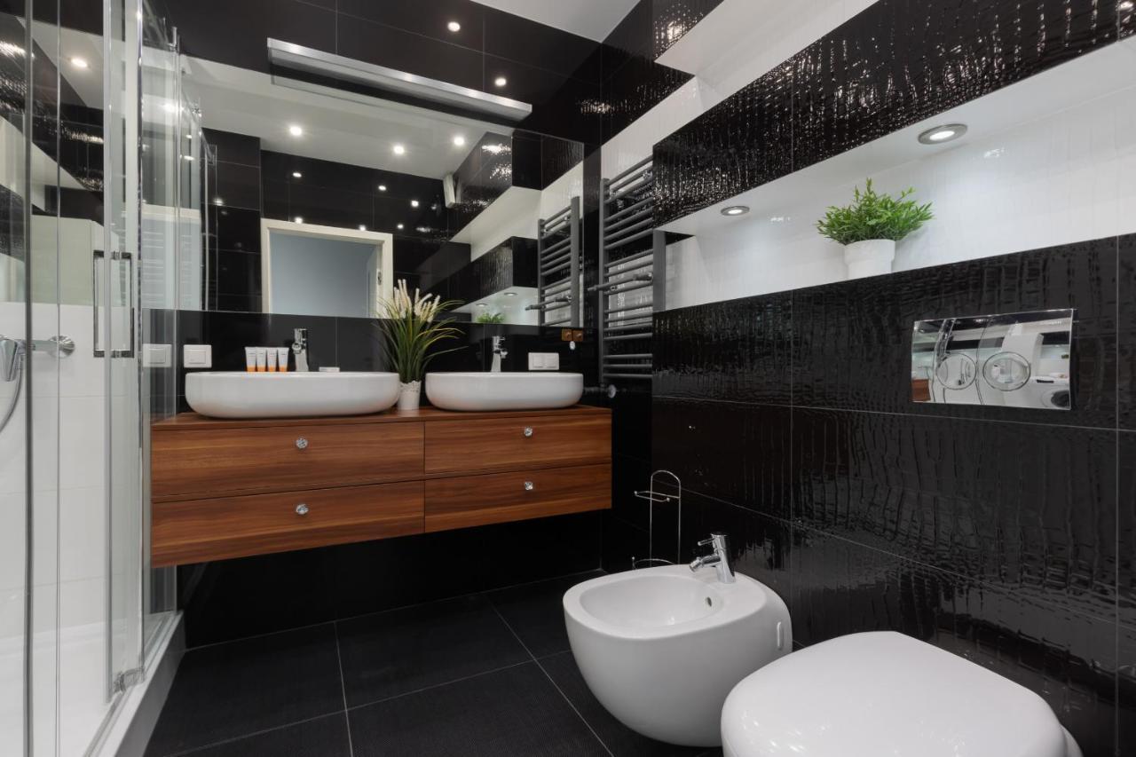 Warsaw Silver Residence By Renters Prestige Buitenkant foto